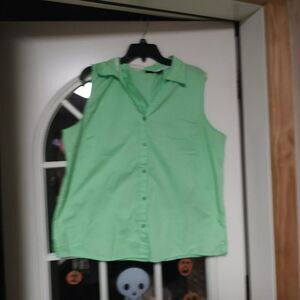 Basic Editions Light Green Sleeveless Camp Shirt Size Women's XL Worn 1 Time